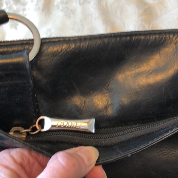 JOANEL BLACK LEATHER STUDDED CROSS BODY WIDE STAP MULTI POCKETS & ZIPPERS - #181 - Picture 3 of 16